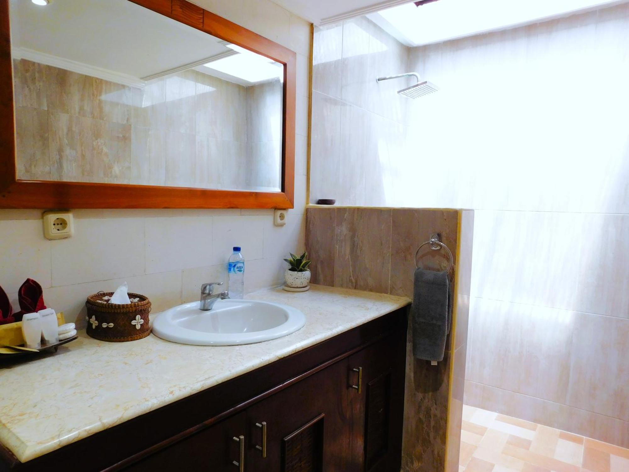 Villa Kora Seminyak  Ngoại thất bức ảnh